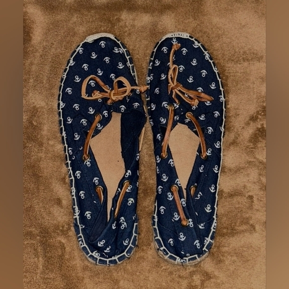 Charming Charlie Shoes - Charming Charlie nautical shoe size 8 *S-1011.2K
